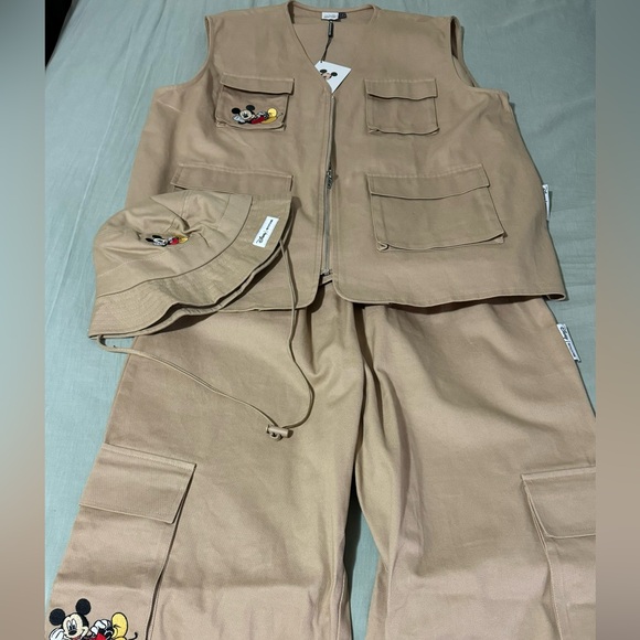 Stylish Mickey Mouse x pretty little thing set - Picture 5 of 6